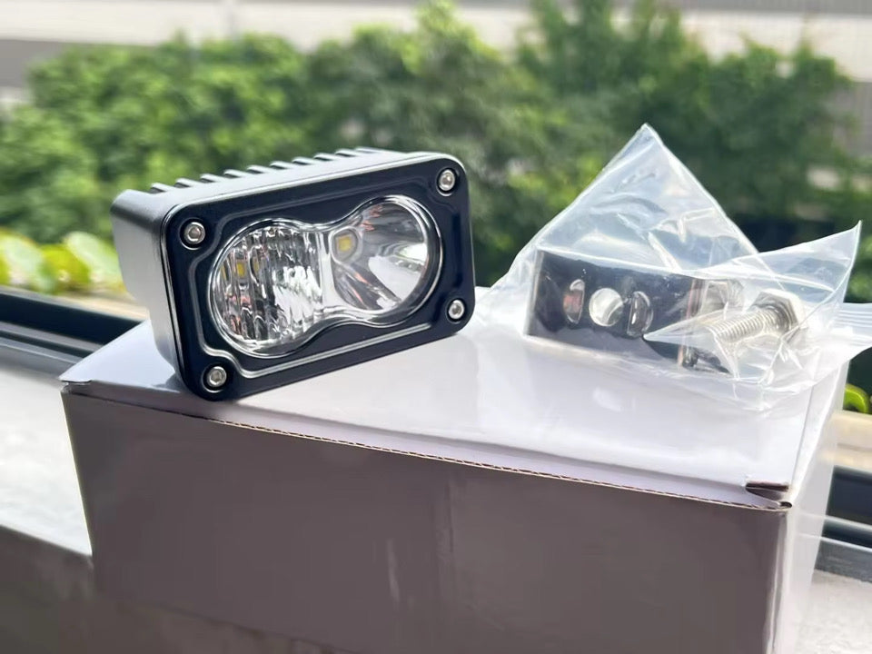 Plug-In-Play Baja Light